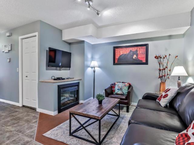 New! Cozy Rocky Mountain Chalet Managed By Little Sister Getaways Canmore Kültér fotó