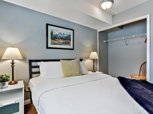 New! Cozy Rocky Mountain Chalet Managed By Little Sister Getaways Canmore Kültér fotó